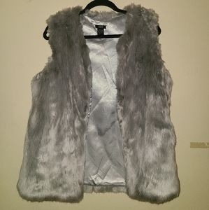 Cara gray faux fur vest